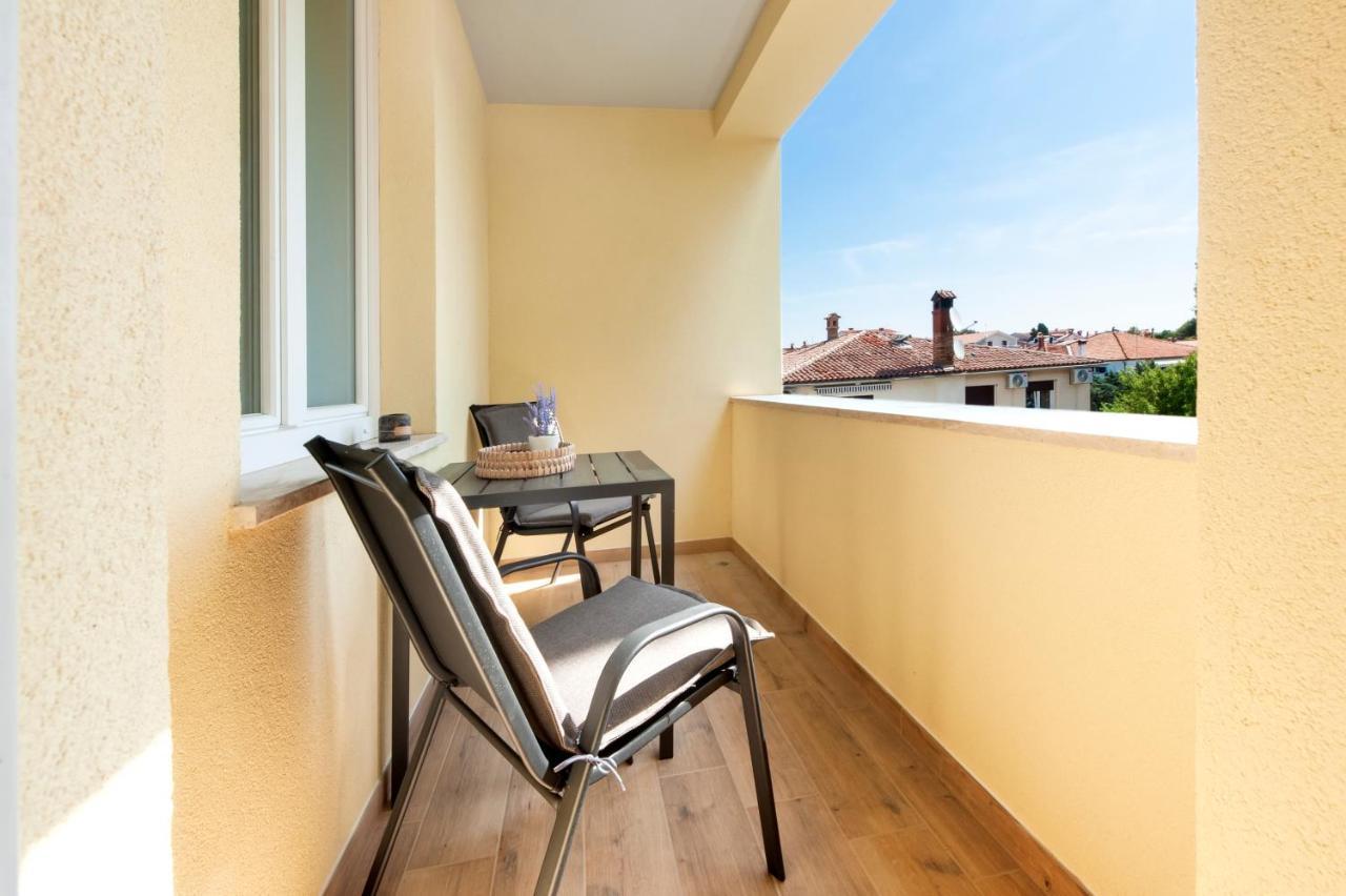 Apartments Sunrise & Sunset Rovigno Esterno foto