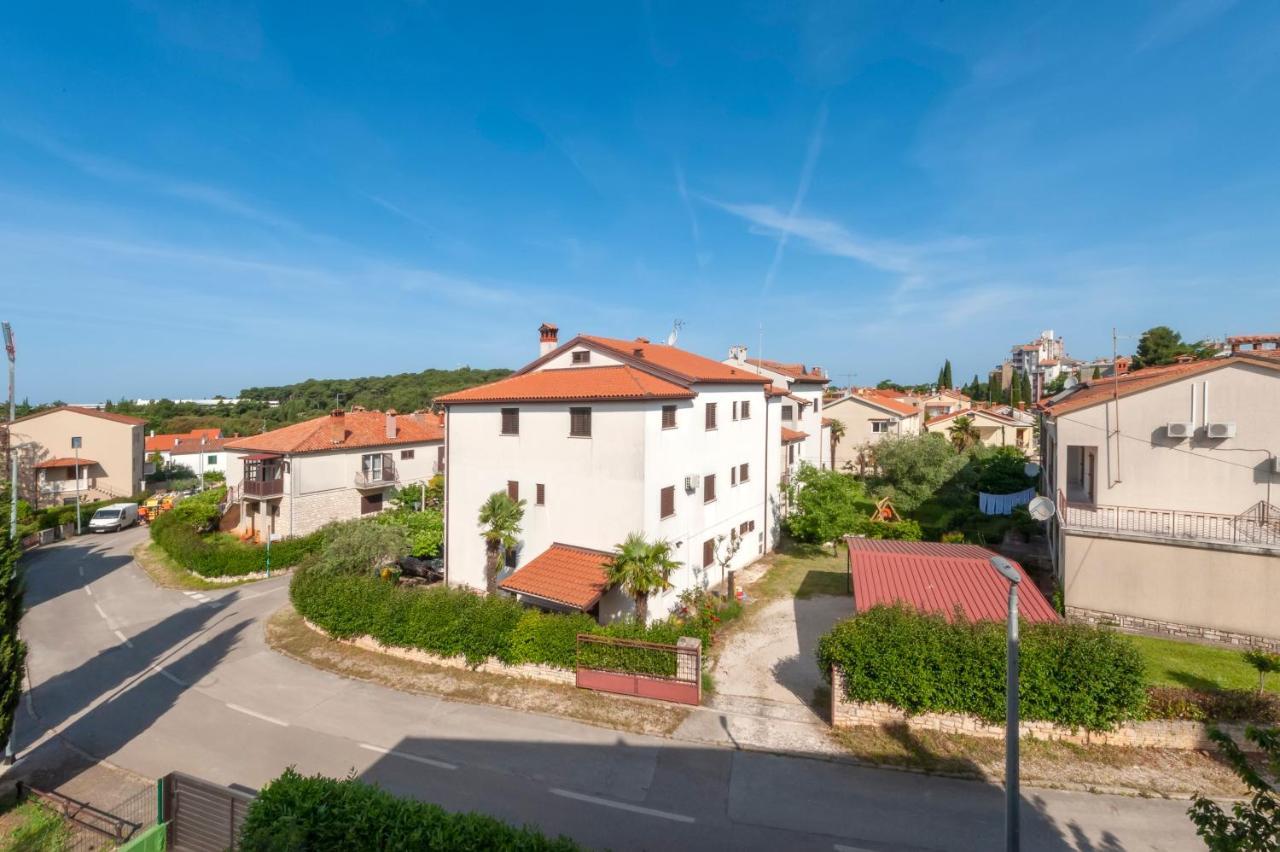 Apartments Sunrise & Sunset Rovigno Esterno foto